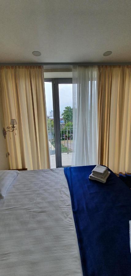 Hotel Evropa Gagra Exteriér fotografie