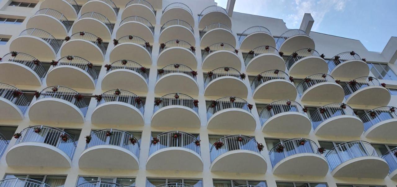Hotel Evropa Gagra Exteriér fotografie